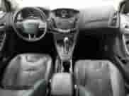 2015 Ford Focus SE с VIN 1FADP3K27FL300337, выставлен на аукционе Copart как лот 81789875 с пробегом 82 882 миль миль и Списание • Salvage title. История ставок и продаж доступна на DreamBid. Изображение 8.