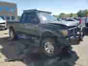 1996 Toyota Tacoma z VIN 4TAWN72NXTZ109252, wystawiony jako Copart lot #67589495 z przebiegiem 292 917 mil mil oraz Szkoda całkowita • Salvage title. Historia ofert i sprzedaży dostępna na DreamBid. Obrazek 4.