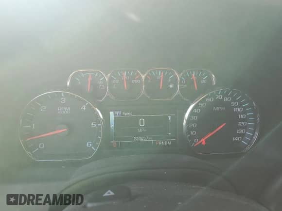 2015 Chevrolet Suburban LT с VIN 1GNSKJKC4FR123098, выставлен на аукционе Copart как лот 80166045 с пробегом 234 037 миль миль и Списание • Salvage title. История ставок и продаж доступна на DreamBid. Изображение 9.