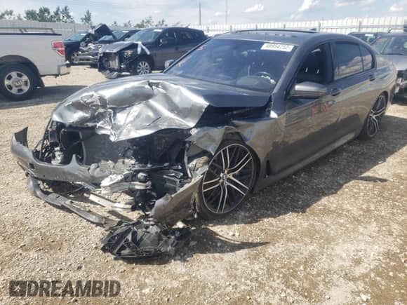 2016 BMW 7 Series 750i xDrive с VIN WBA7B0C52GG526807, выставлен на аукционе Copart как лот 48414035 с пробегом Не указан миль и На запчасти • Non repairable. История ставок и продаж доступна на DreamBid. Изображение 2.