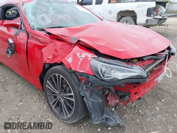 2014 Scion FR-S z VIN JF1ZNAA14E8703685, wystawiony jako IAAI lot #43476034 z przebiegiem 108 532 mil mil oraz . Historia ofert i sprzedaży dostępna na DreamBid. Obrazek 6.