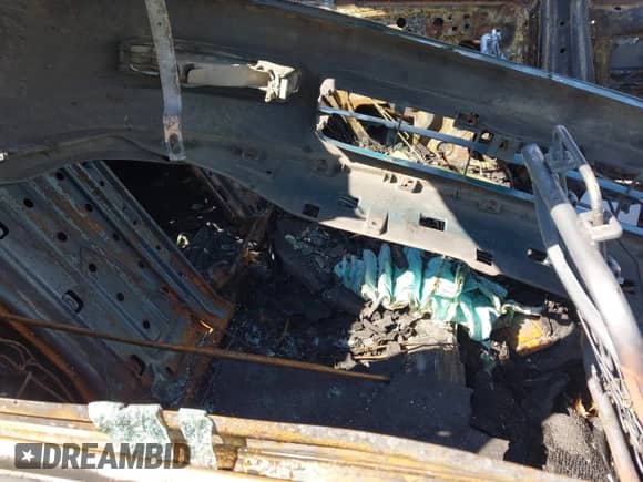 1997 Honda Accord LX with VIN 1HGCD5637VA126634, listed as a IAAI auction lot 43286087 with Not provided miles and . Bid and sale history available at DreamBid. Image 8.