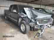 2003 GMC Sierra 1500 SLE с VIN 2GTEC19TX31197574, выставлен на аукционе IAAI как лот 42473546 с пробегом 269 771 миль миль и . История ставок и продаж доступна на DreamBid. Изображение 1.