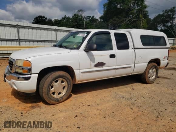 2005 GMC Sierra 1500 SLE z VIN 1GTEK19B85Z184567, wystawiony jako Copart lot #69142805 z przebiegiem Nie podano mil oraz Szkoda całkowita • Salvage title. Historia ofert i sprzedaży dostępna na DreamBid. Obrazek 1.