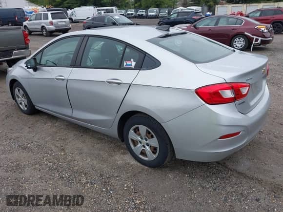 2018 Chevrolet Cruze LS с VIN 1G1BC5SMXJ7154469, выставлен на аукционе IAAI как лот 43037553 с пробегом 94 626 миль миль и . История ставок и продаж доступна на DreamBid. Изображение 3.