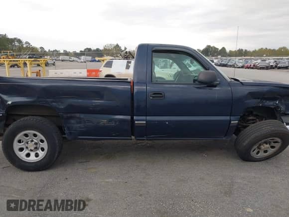 2005 Chevrolet Silverado 1500 Work Truck with VIN 1GCEC14Z05Z249610, listed as a IAAI auction lot 41805963 with 263,900 mi miles and . Bid and sale history available at DreamBid. Image 14.