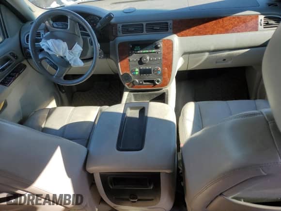 2012 Chevrolet Silverado 1500 LTZ z VIN 3GCPCTE02CG206095, wystawiony jako Copart lot #87666645 z przebiegiem 247 982 mil mil oraz Szkoda całkowita • Salvage title. Historia ofert i sprzedaży dostępna na DreamBid. Obrazek 8.