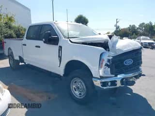 2024 Ford F-250 XL с VIN 1FT7W2BA7REF07590, выставлен на аукционе IAAI как лот 43237505 с пробегом 12 271 миль миль и . История ставок и продаж доступна на DreamBid. Изображение 1.