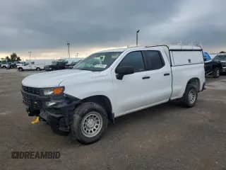 2019 Chevrolet Silverado 1500 Work Truck z VIN 1GCRWAEH5KZ261245, wystawiony jako Copart lot #62678885 z przebiegiem 143 408 mil mil oraz Szkoda całkowita • Salvage title. Historia ofert i sprzedaży dostępna na DreamBid. Obrazek 1.