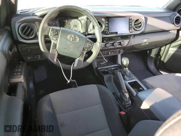2020 Toyota Tacoma SR5 с VIN 3TMBZ5DN9LM027054, выставлен на аукционе Copart как лот 46628225 с пробегом 89 500 миль миль и Списание • Salvage title. История ставок и продаж доступна на DreamBid. Изображение 8.