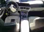 2021 BMW M3 с VIN WBS53AY01MFK81180, выставлен на аукционе Copart как лот 72774513 с пробегом 16 749 миль миль и Списание • Salvage title. История ставок и продаж доступна на DreamBid. Изображение 8.