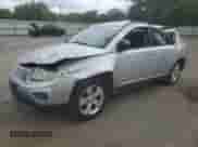 2011 Jeep Compass Latitude z VIN 1J4NT1FB8BD192270, wystawiony jako Copart lot #54953485 z przebiegiem 128 094 mil mil oraz Szkoda całkowita • Salvage title. Historia ofert i sprzedaży dostępna na DreamBid. Obrazek 1.