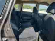 2017 Nissan Note SV z VIN 3N1CE2CP6HL353279, wystawiony jako Copart lot #81162265 z przebiegiem 143 347 mil mil oraz Szkoda całkowita • Salvage title. Historia ofert i sprzedaży dostępna na DreamBid. Obrazek 10.