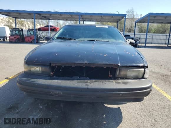 1993 Chevrolet Caprice с VIN 1G1BN5373PW130547, выставлен на аукционе Copart как лот 67957345 с пробегом 137 821 миль миль и Списание • Salvage title. История ставок и продаж доступна на DreamBid. Изображение 5.