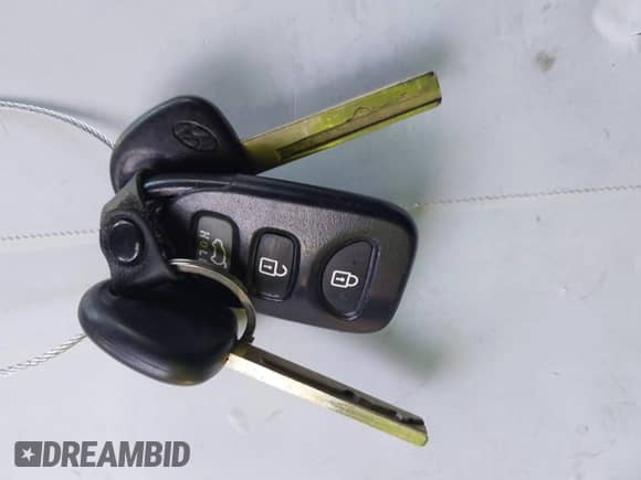 2015 Hyundai Veloster with VIN KMHTC6AD6FU239445, listed as a IAAI auction lot 42757675 with 114,509 mi miles and . Bid and sale history available at DreamBid. Image 11.