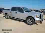 2010 Ford F-150 XL z VIN 1FTEW1C81AFC70641, wystawiony jako Copart lot #86152095 z przebiegiem 239 322 mil mil oraz Szkoda całkowita • Salvage title. Historia ofert i sprzedaży dostępna na DreamBid. Obrazek 4.