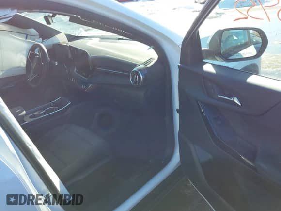 2025 Chevrolet Equinox AWD LT z VIN 3GNAXPEG2SL123245, wystawiony jako IAAI lot #41613932 z przebiegiem 4 767 mil mil oraz . Historia ofert i sprzedaży dostępna na DreamBid. Obrazek 5.