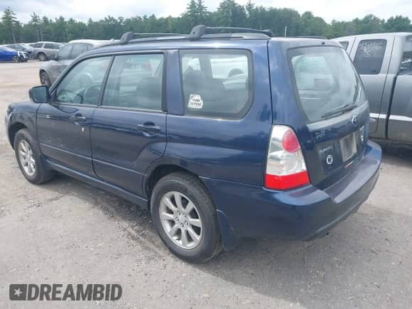 2006 Subaru Forester X with VIN JF1SG65686H741291, listed as a IAAI auction lot 43106492 with 196,390 mi miles and . Bid and sale history available at DreamBid. Image 3.