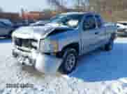2010 Chevrolet Silverado 1500 LS с VIN 1GCSCREA8AZ275862, выставлен на аукционе IAAI как лот 41621090 с пробегом 280 598 миль миль и . История ставок и продаж доступна на DreamBid. Изображение 20.