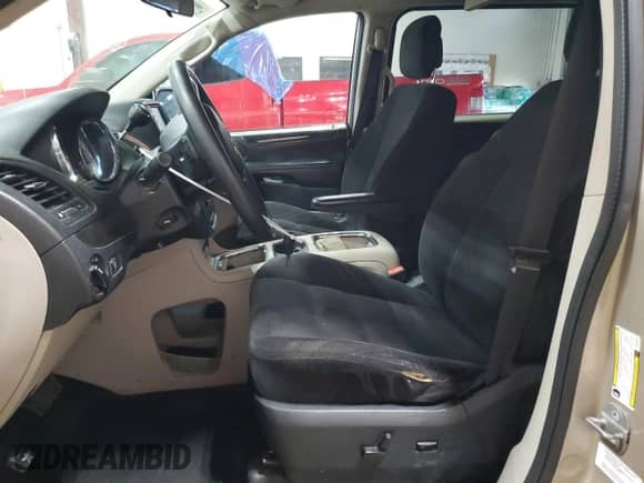 2014 Dodge Grand Caravan SXT with VIN 2C4RDGCG1ER253516, listed as a Copart auction lot 69698965 with 155,334 mi miles and Clean title. Bid and sale history available at DreamBid. Image 7.
