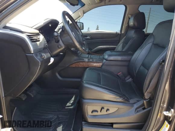 2017 Chevrolet Tahoe Premier с VIN 1GNSCCKC7HR241402, выставлен на аукционе Copart как лот 63127315 с пробегом 127 273 миль миль и Списание • Salvage title. История ставок и продаж доступна на DreamBid. Изображение 7.