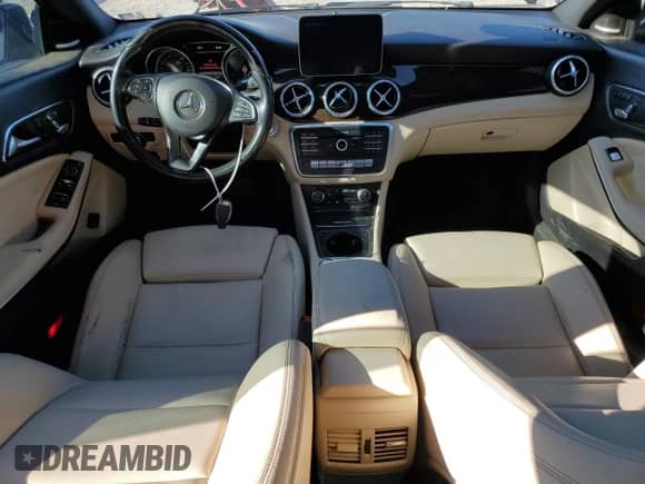 2018 Mercedes-Benz CLA 250 с VIN WDDSJ4EB6JN561725, выставлен на аукционе Copart как лот 81525485 с пробегом 149 860 миль миль и Списание • Salvage title. История ставок и продаж доступна на DreamBid. Изображение 8.