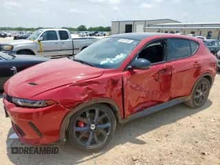 2024 Dodge Hornet R/T Plus with VIN ZACPDFDW3R3A20374, listed as a Copart auction lot 59061535 with 10,694 mi miles and Salvage title. Bid and sale history available at DreamBid. Image 1.