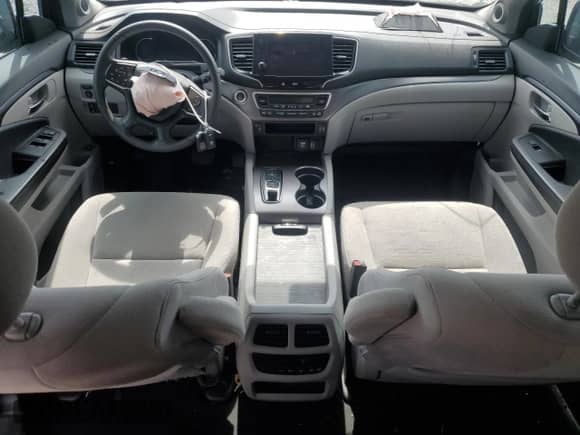 2021 Honda Pilot EX z VIN 5FNYF6H32MB023256, wystawiony jako Copart lot #58390145 z przebiegiem 56 179 mil mil oraz Szkoda całkowita • Salvage title. Historia ofert i sprzedaży dostępna na DreamBid. Obrazek 8.