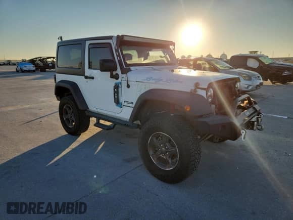 2015 Jeep Wrangler Sport with VIN 1C4AJWAG7FL762748, listed as a Copart auction lot 86132975 with 110,539 mi miles and Salvage title. Bid and sale history available at DreamBid. Image 4.