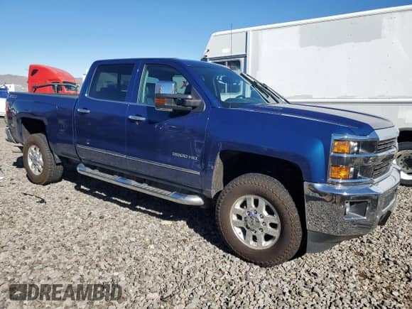 2015 Chevrolet Silverado 3500HD LTZ с VIN 1GC4K0E80FF577143, выставлен на аукционе Copart как лот 76626244 с пробегом 41 587 миль миль и Списание • Salvage title. История ставок и продаж доступна на DreamBid. Изображение 4.