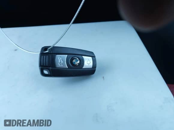 2007 BMW 3 Series 328i with VIN WBAWB33567PV72573, listed as a IAAI auction lot 41302455 with 136,959 mi miles and . Bid and sale history available at DreamBid. Image 11.