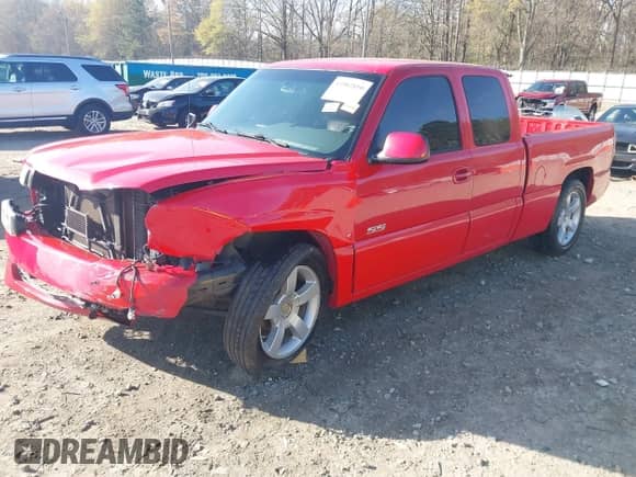 2004 Chevrolet Silverado SS с VIN 2GCEK19N041129127, выставлен на аукционе IAAI как лот 41902810 с пробегом 291 480 миль миль и . История ставок и продаж доступна на DreamBid. Изображение 19.