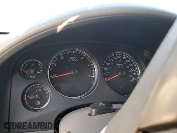 2008 GMC Sierra 1500 z VIN 1GTFK19Y08Z166979, wystawiony jako Copart lot #89889495 z przebiegiem Nie podano mil oraz Szkoda całkowita • Salvage title. Historia ofert i sprzedaży dostępna na DreamBid. Obrazek 9.