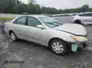 2004 Toyota Camry LE z VIN 4T1BE32K94U312967, wystawiony jako Copart lot #84721985 z przebiegiem 187 377 mil mil oraz Szkoda całkowita • Salvage title. Historia ofert i sprzedaży dostępna na DreamBid. Obrazek 4.