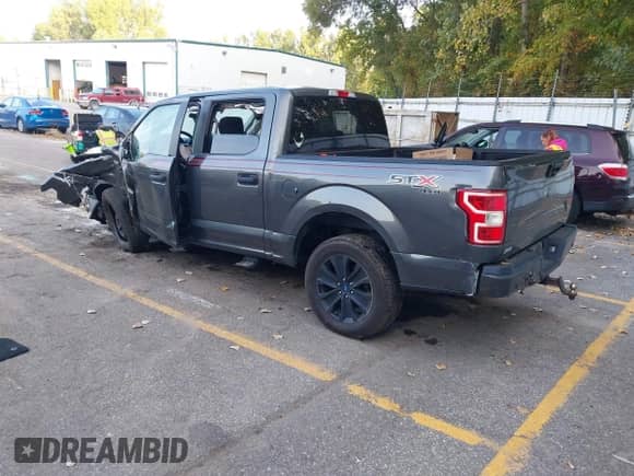 2020 Ford F-150 XL с VIN 1FTEW1EP9LFC57594, выставлен на аукционе IAAI как лот 43236873 с пробегом 72 054 миль миль и . История ставок и продаж доступна на DreamBid. Изображение 3.