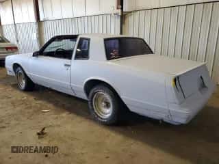 1988 Chevrolet Monte Carlo z VIN 1G1GZ11G3JP115201, wystawiony jako Copart lot #75502454 z przebiegiem 71 006 mil mil oraz Szkoda całkowita • Salvage title. Historia ofert i sprzedaży dostępna na DreamBid. Obrazek 2.