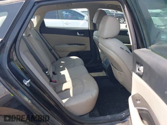 2018 Kia Optima LX с VIN 5XXGT4L37JG221999, выставлен на аукционе IAAI как лот 42937624 с пробегом 98 336 миль миль и . История ставок и продаж доступна на DreamBid. Изображение 8.