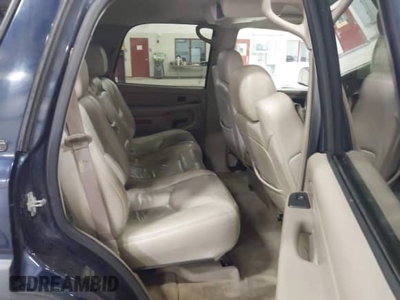 2004 Chevrolet Tahoe LT с VIN 1GNEK13Z44J286734, выставлен на аукционе IAAI как лот 42760017 с пробегом 226 770 миль миль и . История ставок и продаж доступна на DreamBid. Изображение 8.