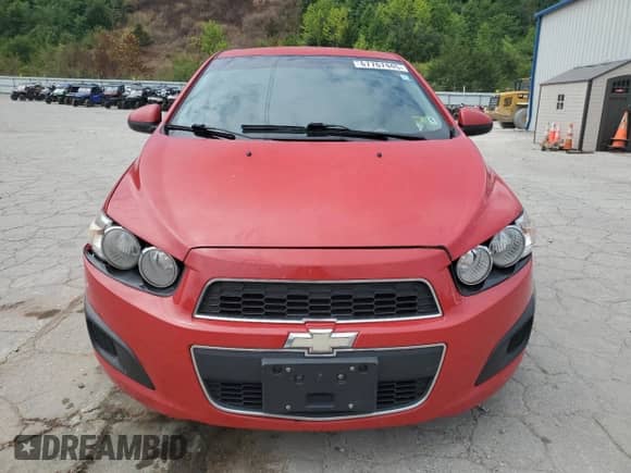 2012 Chevrolet Sonic LS z VIN 1G1JA5SH1C4221176, wystawiony jako Copart lot #67767445 z przebiegiem 204 833 mil mil oraz Szkoda całkowita • Salvage title. Historia ofert i sprzedaży dostępna na DreamBid. Obrazek 5.