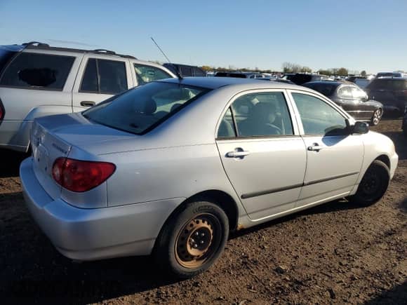 2008 Toyota Corolla CE с VIN 1NXBR32E28Z026270, выставлен на аукционе Copart как лот 82677655 с пробегом Не указан миль и Чистый • Clean title. История ставок и продаж доступна на DreamBid. Изображение 3.