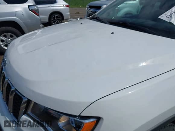 2020 Jeep Grand Cherokee Laredo E z VIN 1C4RJFAG4LC292886, wystawiony jako IAAI lot #42037431 z przebiegiem 79 923 mil mil oraz . Historia ofert i sprzedaży dostępna na DreamBid. Obrazek 6.