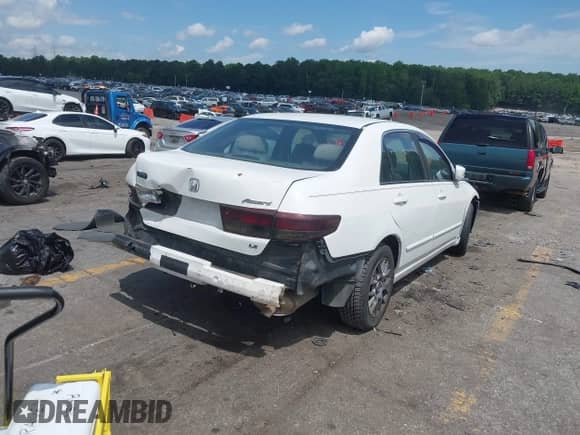 2004 Honda Accord LX с VIN 1HGCM56394A149606, выставлен на аукционе IAAI как лот 42709683 с пробегом 220 678 миль миль и . История ставок и продаж доступна на DreamBid. Изображение 4.