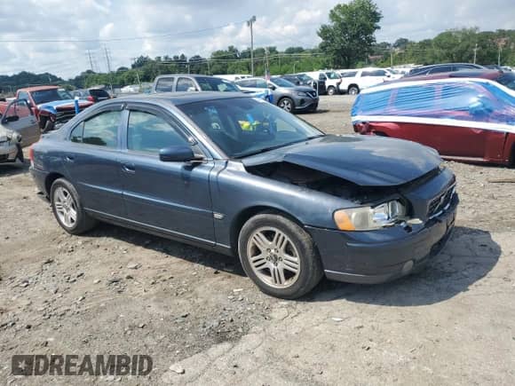 2005 Volvo S60 с VIN YV1RS592652473345, выставлен на аукционе Copart как лот 64978765 с пробегом 223 196 миль миль и Списание • Salvage title. История ставок и продаж доступна на DreamBid. Изображение 4.