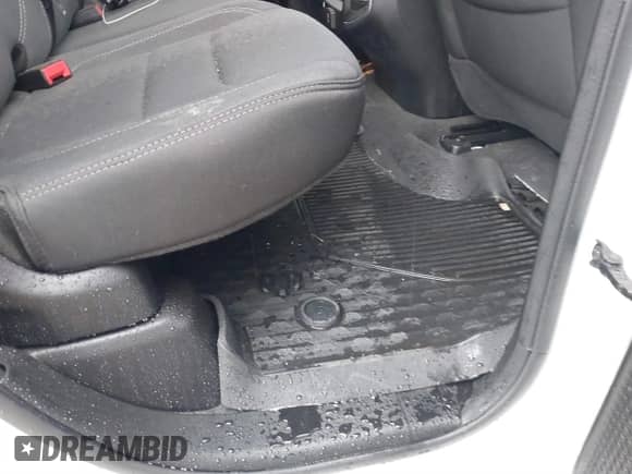 2022 Ram 1500 Big Horn z VIN 1C6RREBT0NN354913, wystawiony jako IAAI lot #41864719 z przebiegiem 37 442 mil mil oraz . Historia ofert i sprzedaży dostępna na DreamBid. Obrazek 8.