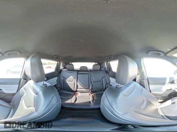 2023 Jeep Compass Limited z VIN 3C4NJDCN9PT571436, wystawiony jako Copart lot #85273595 z przebiegiem 52 404 mil mil oraz Szkoda całkowita • Salvage title. Historia ofert i sprzedaży dostępna na DreamBid. Obrazek 15.