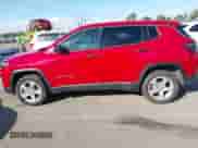 2023 Jeep Compass Sport с VIN 3C4NJDAN2PT573466, выставлен на аукционе IAAI как лот 43085415 с пробегом 28 105 миль миль и . История ставок и продаж доступна на DreamBid. Изображение 14.