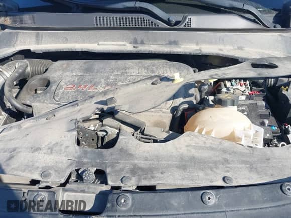 2020 Jeep Compass Latitude with VIN 3C4NJCBB7LT133977, listed as a IAAI auction lot 40950290 with 71,428 mi miles and . Bid and sale history available at DreamBid. Image 10.