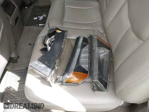 2005 Chevrolet Avalanche Z71 с VIN 3GNEK12Z55G126575, выставлен на аукционе IAAI как лот 42363204 с пробегом 185 661 миль миль и . История ставок и продаж доступна на DreamBid. Изображение 12.
