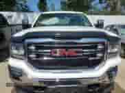 2017 GMC Sierra 1500 SLT z VIN 1GTV2NEJ2HZ287587, wystawiony jako Copart lot #60899844 z przebiegiem 118 608 mil mil oraz Szkoda całkowita • Salvage title. Historia ofert i sprzedaży dostępna na DreamBid. Obrazek 5.