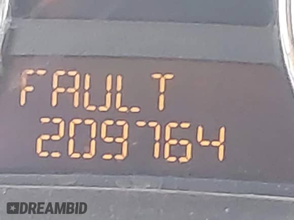 2008 Chevrolet Colorado 1LT z VIN 1GCDT33E888220923, wystawiony jako IAAI lot #42836736 z przebiegiem 209 764 mil mil oraz . Historia ofert i sprzedaży dostępna na DreamBid. Obrazek 15.